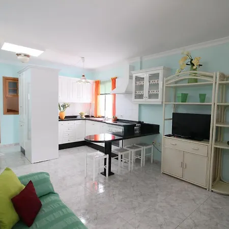 Apartment Vivienda Oscar *